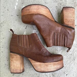 Bendito Pie chunky booties